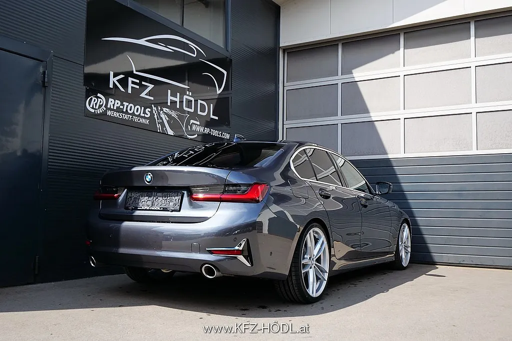 BMW 320d xDrive Aut. Image 2