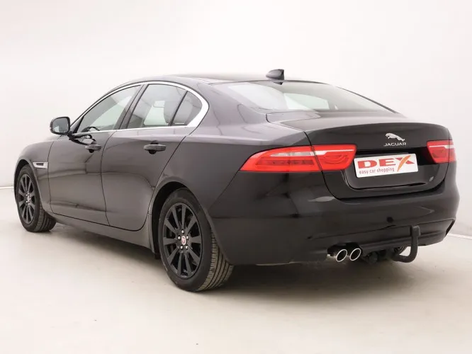 Jaguar XE 2.0d Automaat 180 Prestige + Leder/Cuir + GPS Image 4